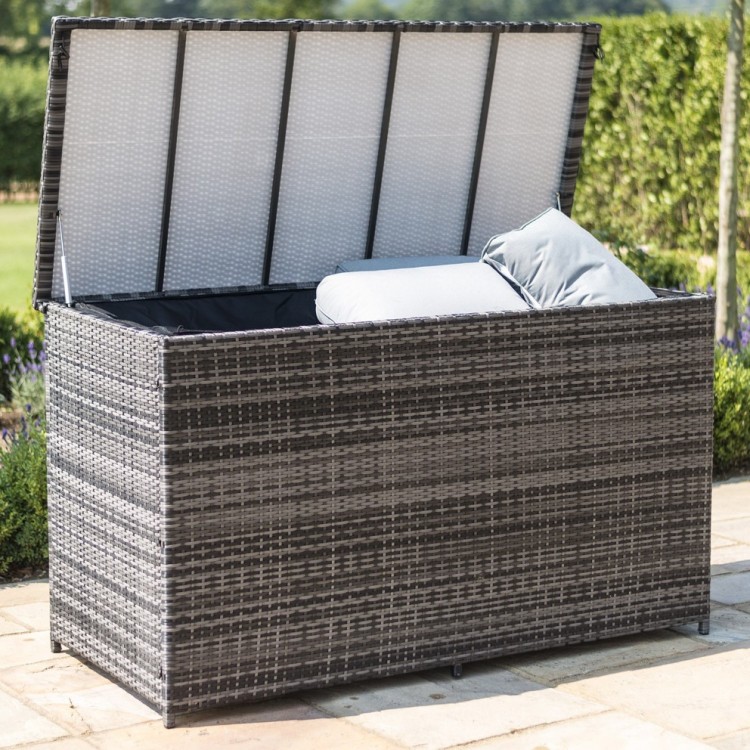 Maze rattan portofino sale